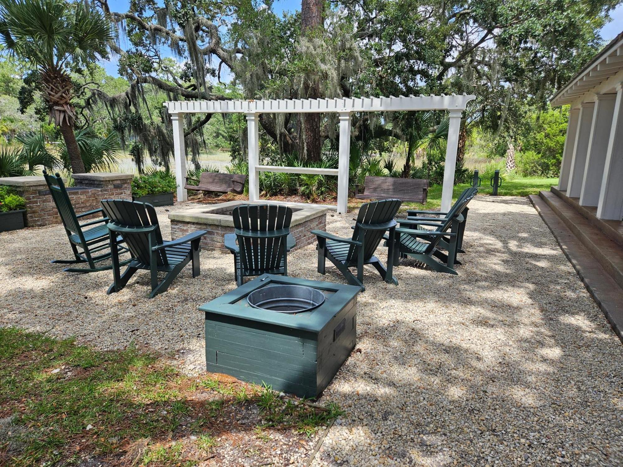 Low Country Cottage In Beautiful Habersham Beaufort Exterior photo